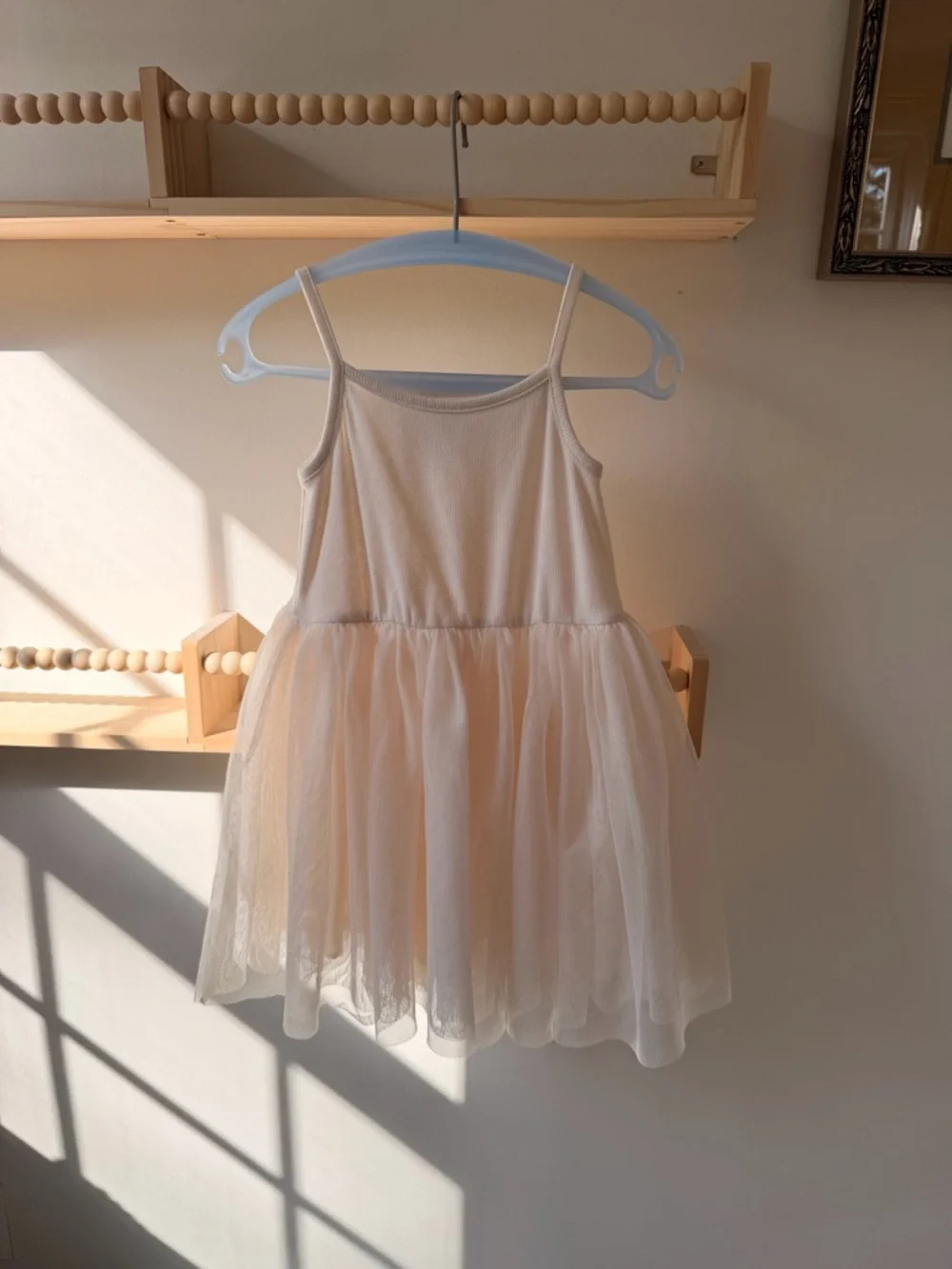 Old Navy Cream Ribbed Top - Picture 1 of 4